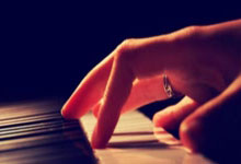 “NBA历史最佳阵容评选结果揭晓，球迷热议”.